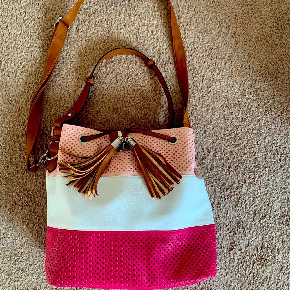 Relic handbag purse